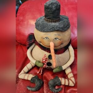 Joe Spencer Gathered Traditions Ernie Figurine  Excellent Condition